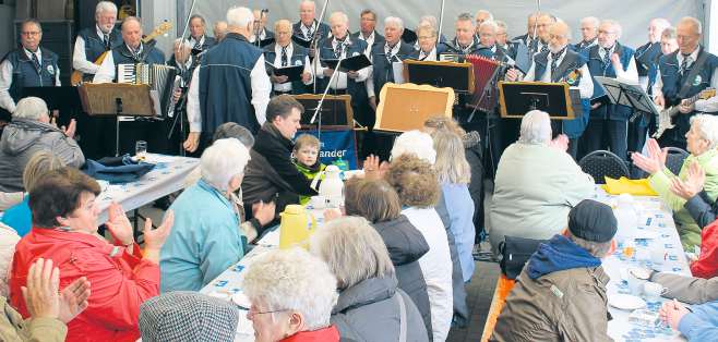 Auftritt in Ahrenshöft beim Rasenmähertag (11. Mai 2014)